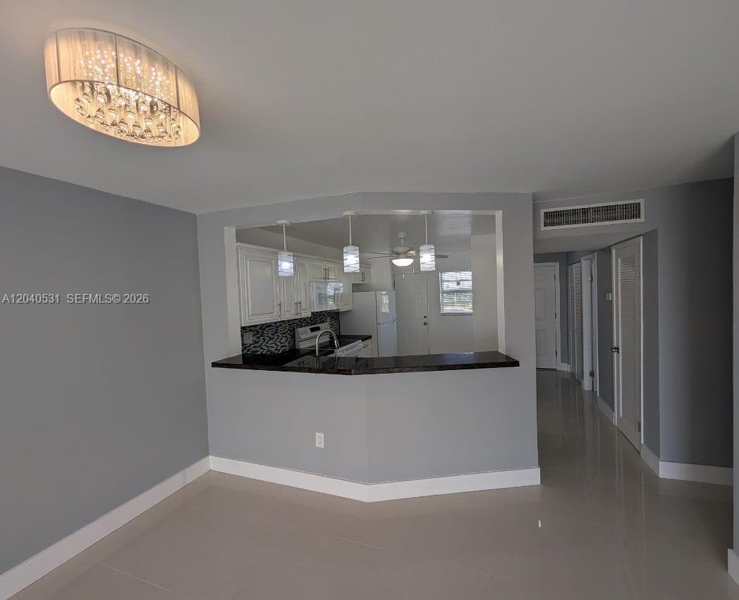 1750 NE 191st St # 622-3, Miami, FL 33179 — zdjęcie 4