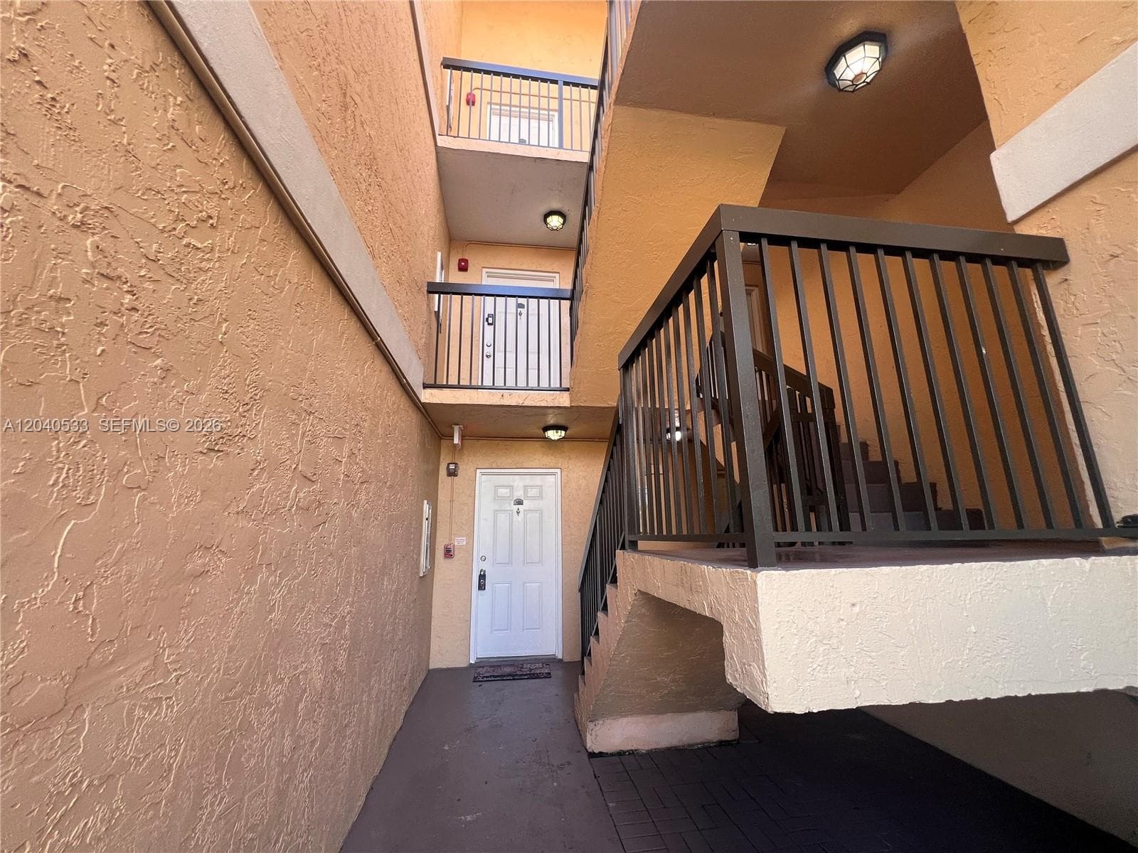5661 Riverside Dr # 101B7, Coral Springs, FL 33067 — zdjęcie 2