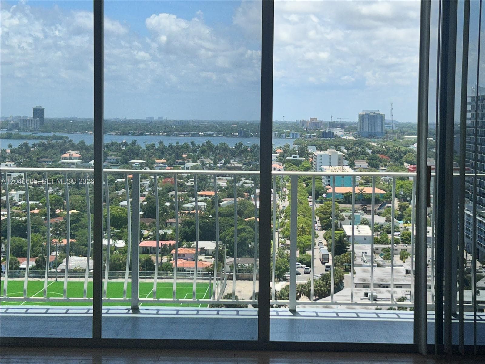7601 E Treasure Dr # 2104, North Bay Village, FL 33141 — zdjęcie 2