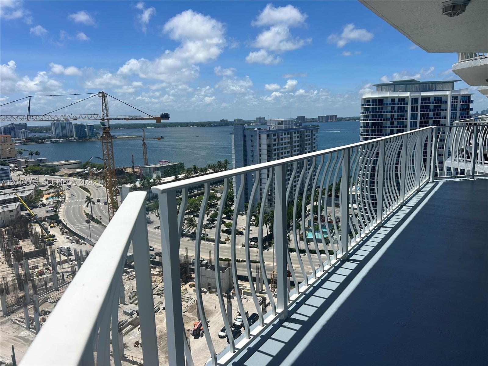7601 E Treasure Dr # 2104, North Bay Village, FL 33141 — zdjęcie 4