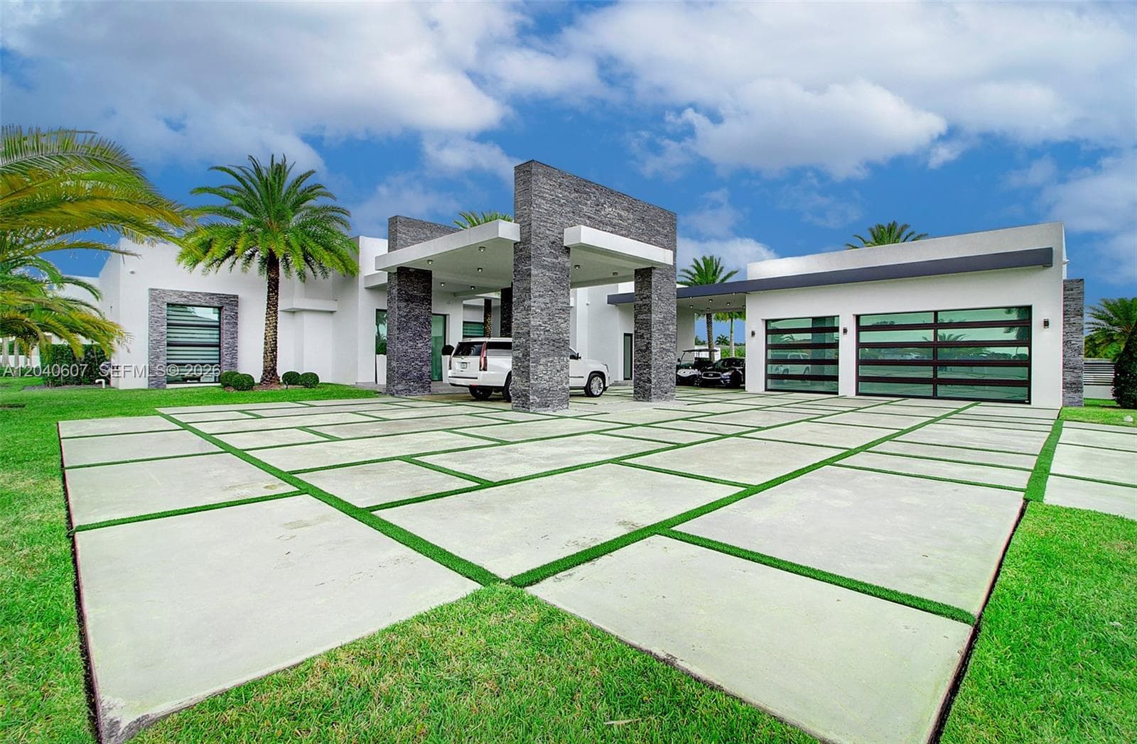 13052 NW 102nd Ave, Hialeah Gardens, FL 33018 — zdjęcie 4
