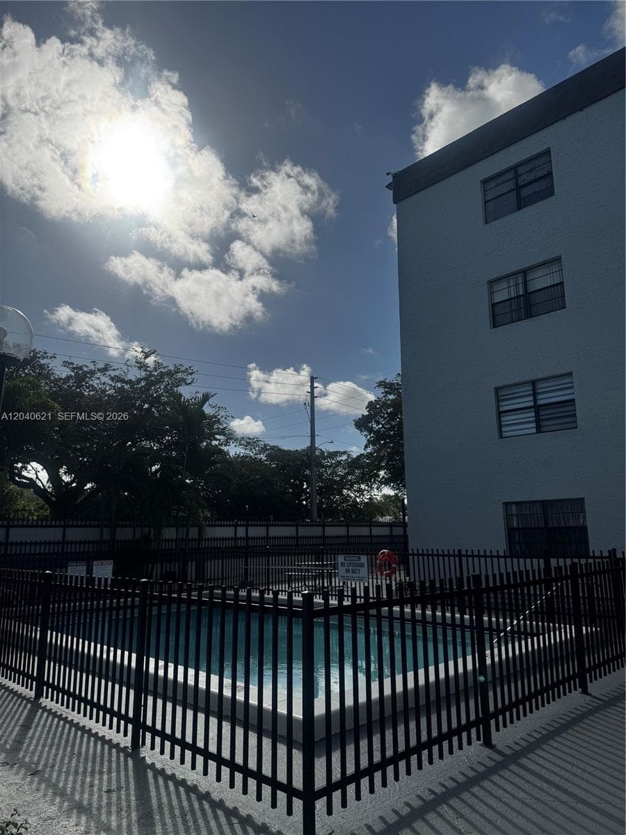 13500 NE 3rd Ct # 120, North Miami, FL 33161 — zdjęcie 2