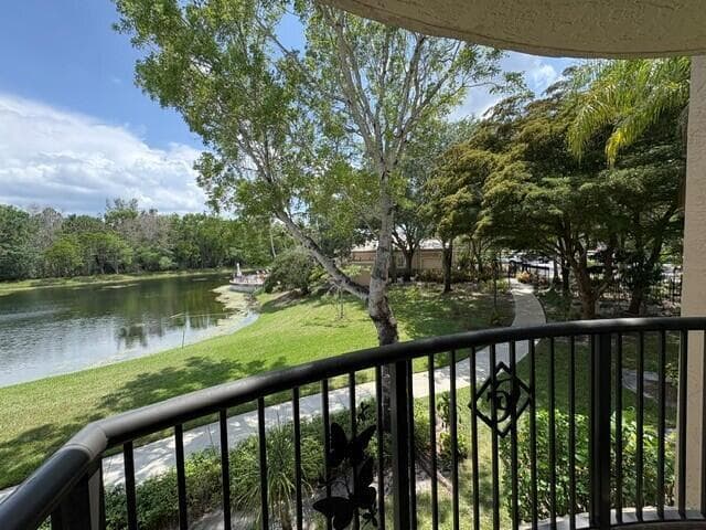 100 Crestwood Court N # 108, Royal Palm Beach, FL 33411 — zdjęcie 2