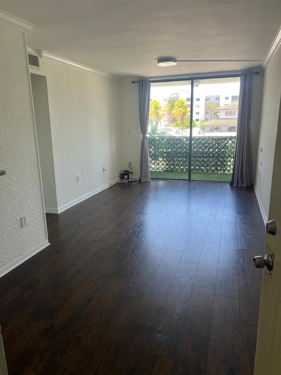 8145 NW 7th Street # 208, Miami, FL 33126 — zdjęcie 2