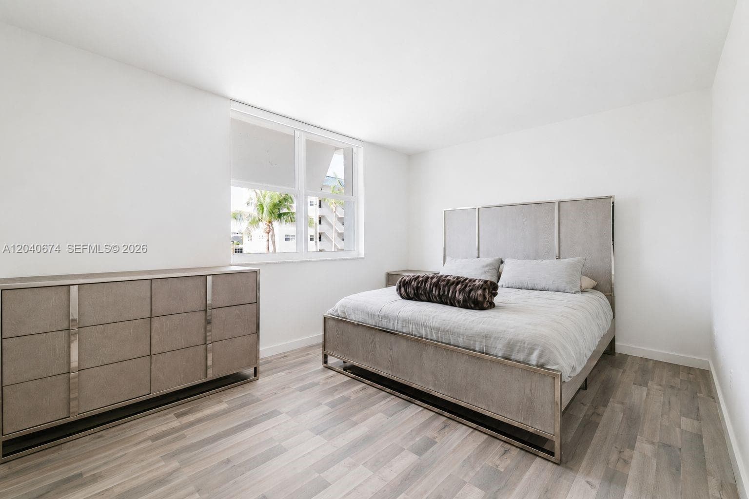 3745 NE 171st St # 27, North Miami Beach, FL 33160 — zdjęcie 2