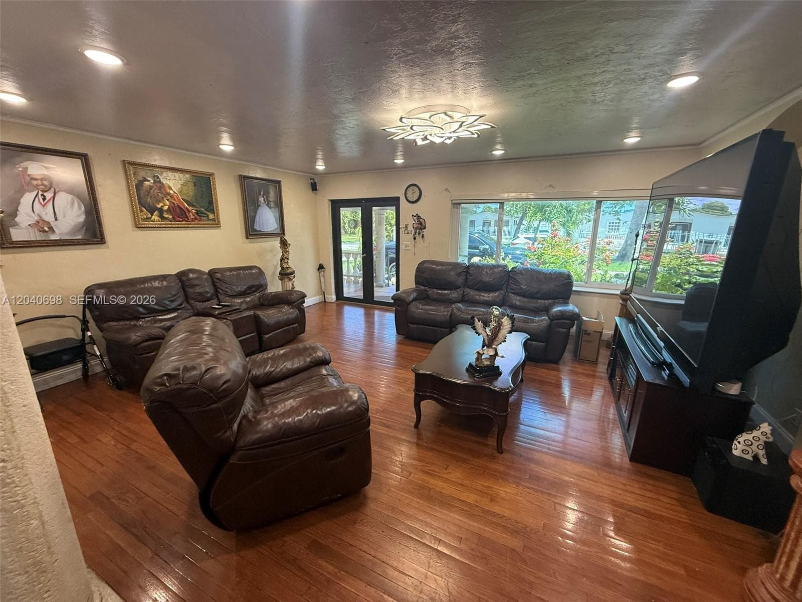 202 To To Lo Chee Dr, Hialeah, FL 33010 — zdjęcie 2