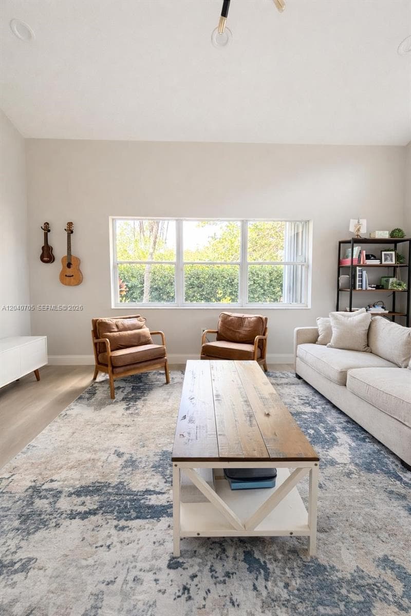 1125 Butternut Ln, Hollywood, FL 33019 — zdjęcie 5