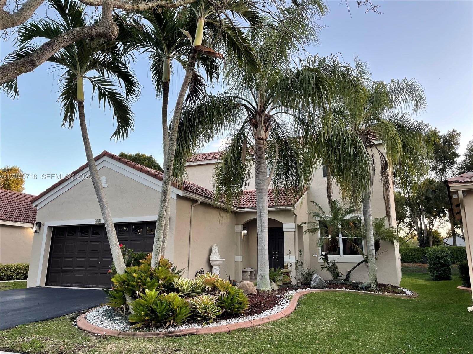 660 Sand Creek Cir, Weston, FL 33327