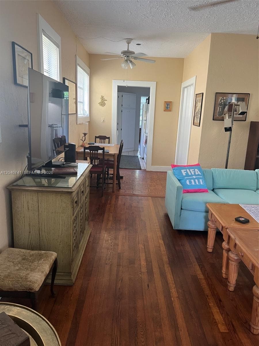 1209 Aguila Ave, Coral Gables, FL 33134 — zdjęcie 2