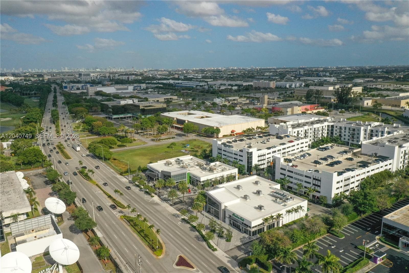 9420 NW 41st St # 2, Doral, FL 33178 — zdjęcie 3