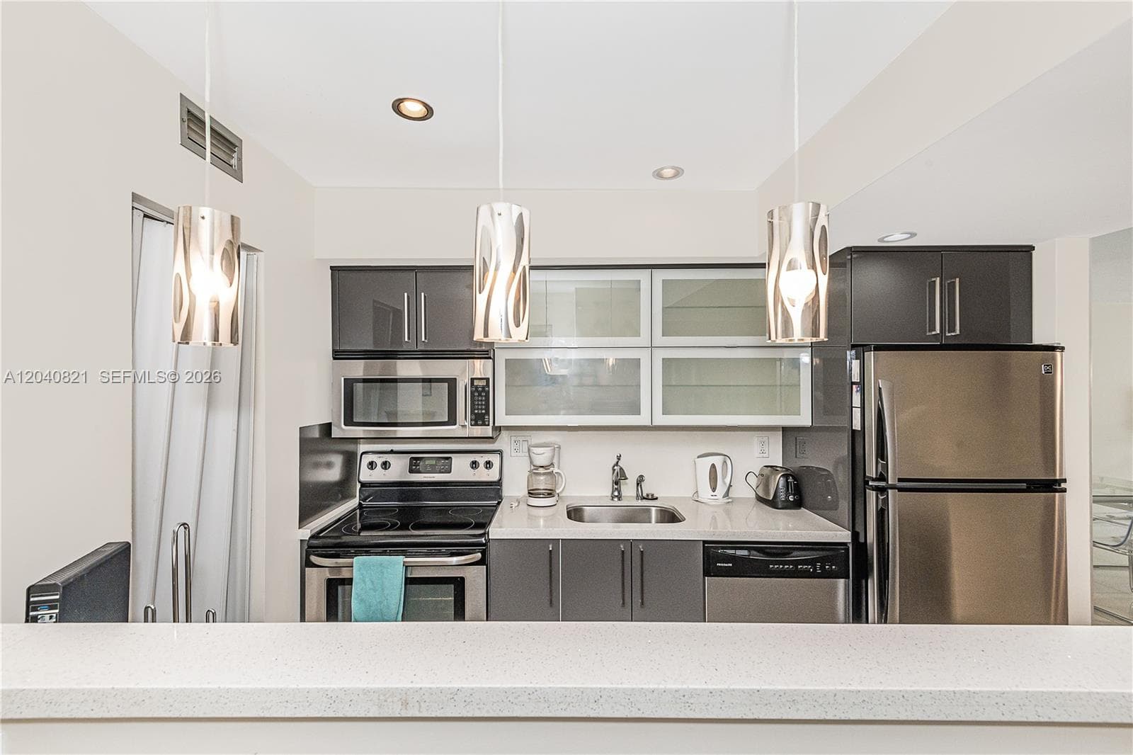 201 178th Dr # 215, Sunny Isles Beach, FL 33160 — zdjęcie 3
