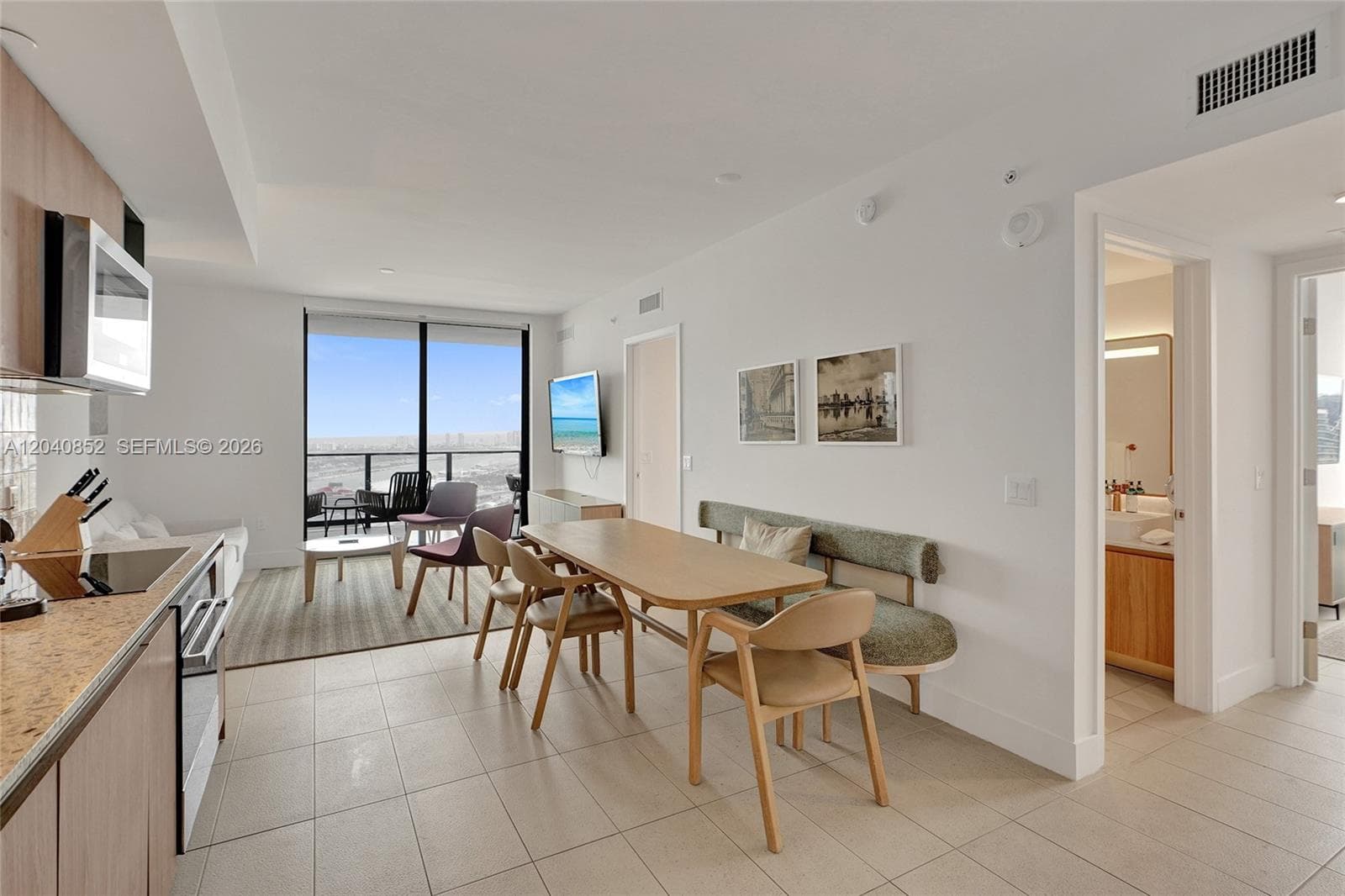 159 NE 6th St # 3916, Miami, FL 33132 — zdjęcie 4
