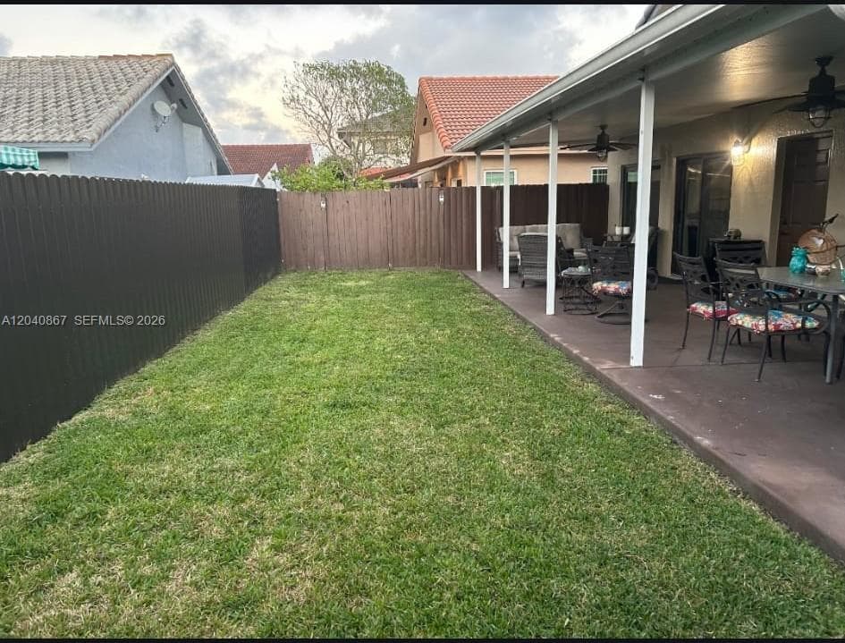 8741 NW 141st Ter, Miami Lakes, FL 33018 — zdjęcie 4