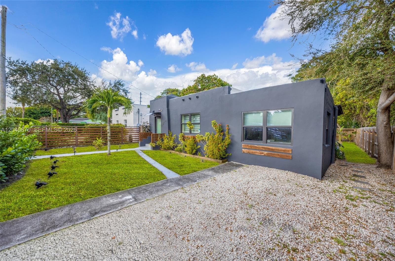 5612 NW 11th Ave, Miami, FL 33127 — zdjęcie 2