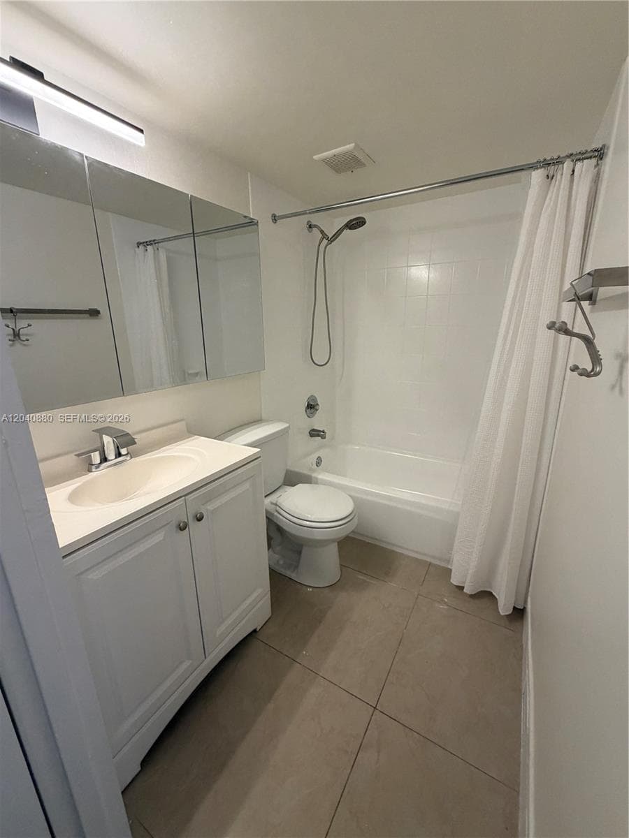 2715 Tigertail Ave # 109, Miami, FL 33133 — zdjęcie 5
