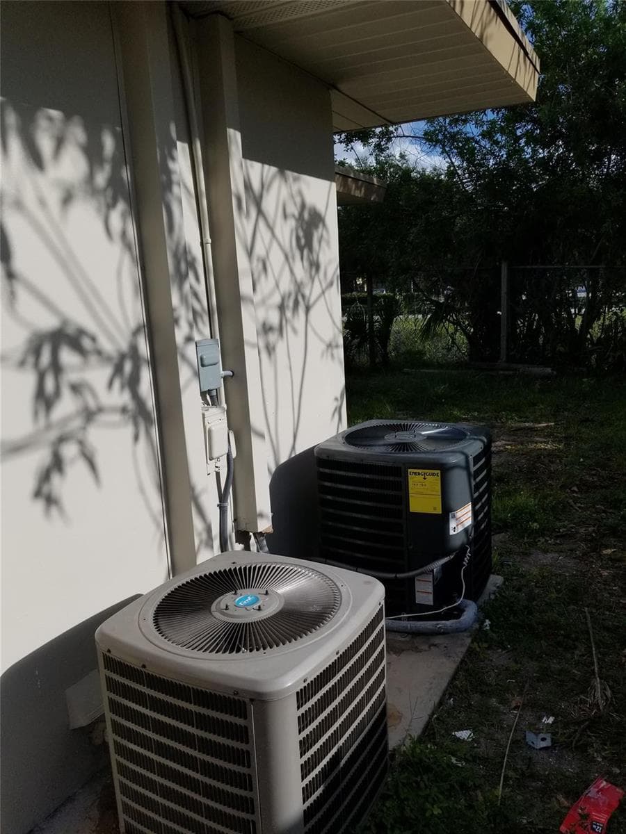5171 Eadie Place # Unit # 5171 - 5177, West Palm Beach, FL 33407 — zdjęcie 5