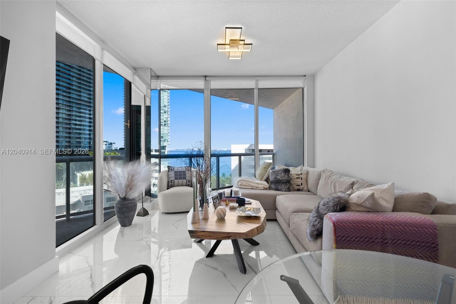 480 NE 30th St # 904, Miami, FL 33137 — zdjęcie 3