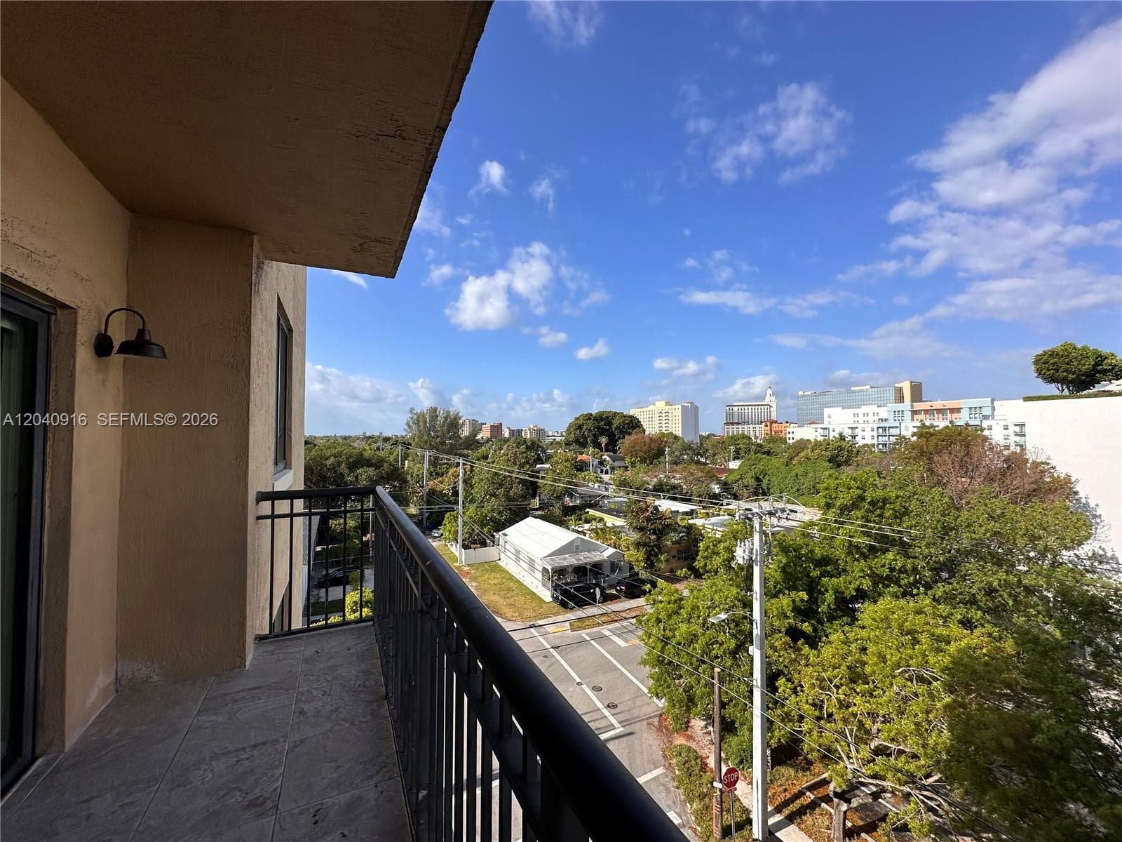 3590 Coral Way # 611, Miami, FL 33145 — zdjęcie 3