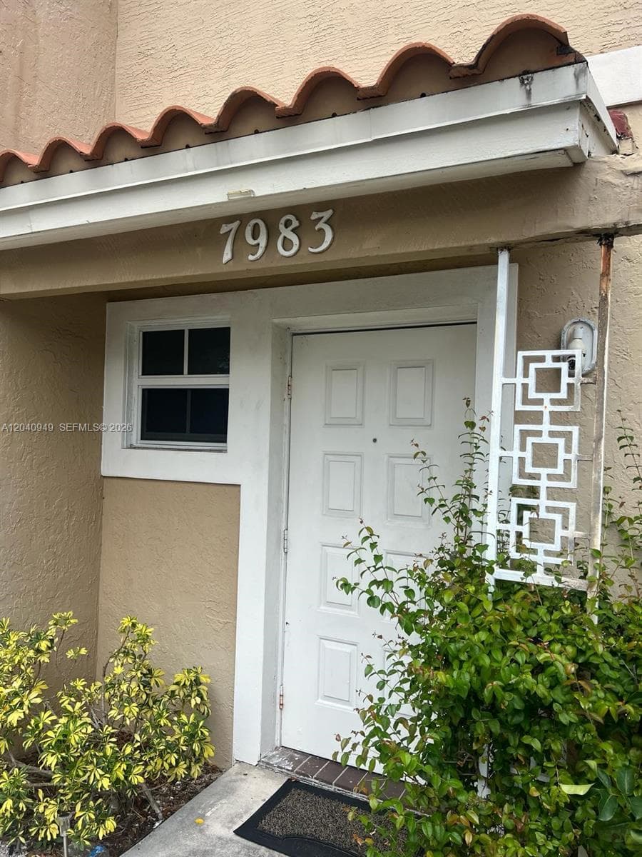 7983 NW 35th Ct # 6, Coral Springs, FL 33065 — zdjęcie 3