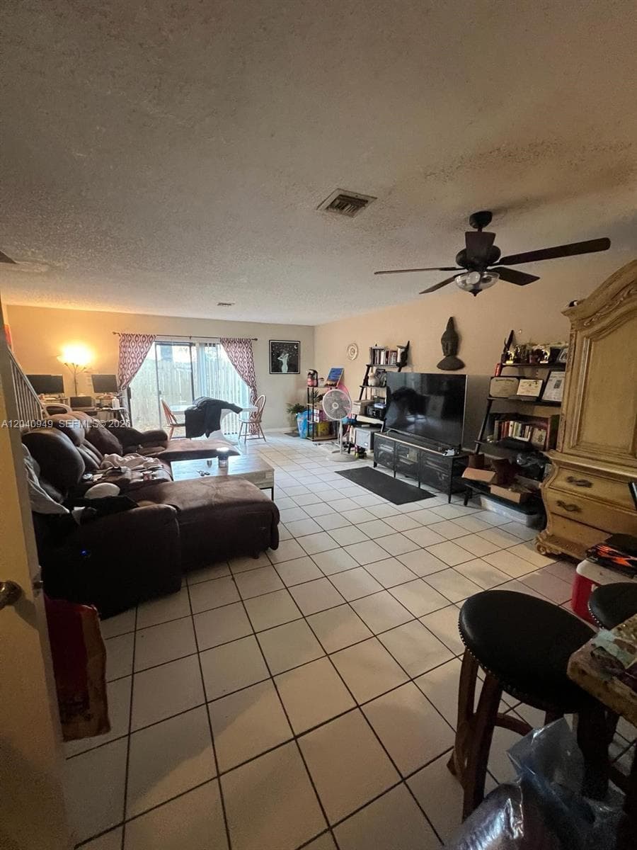 7983 NW 35th Ct # 6, Coral Springs, FL 33065 — zdjęcie 5