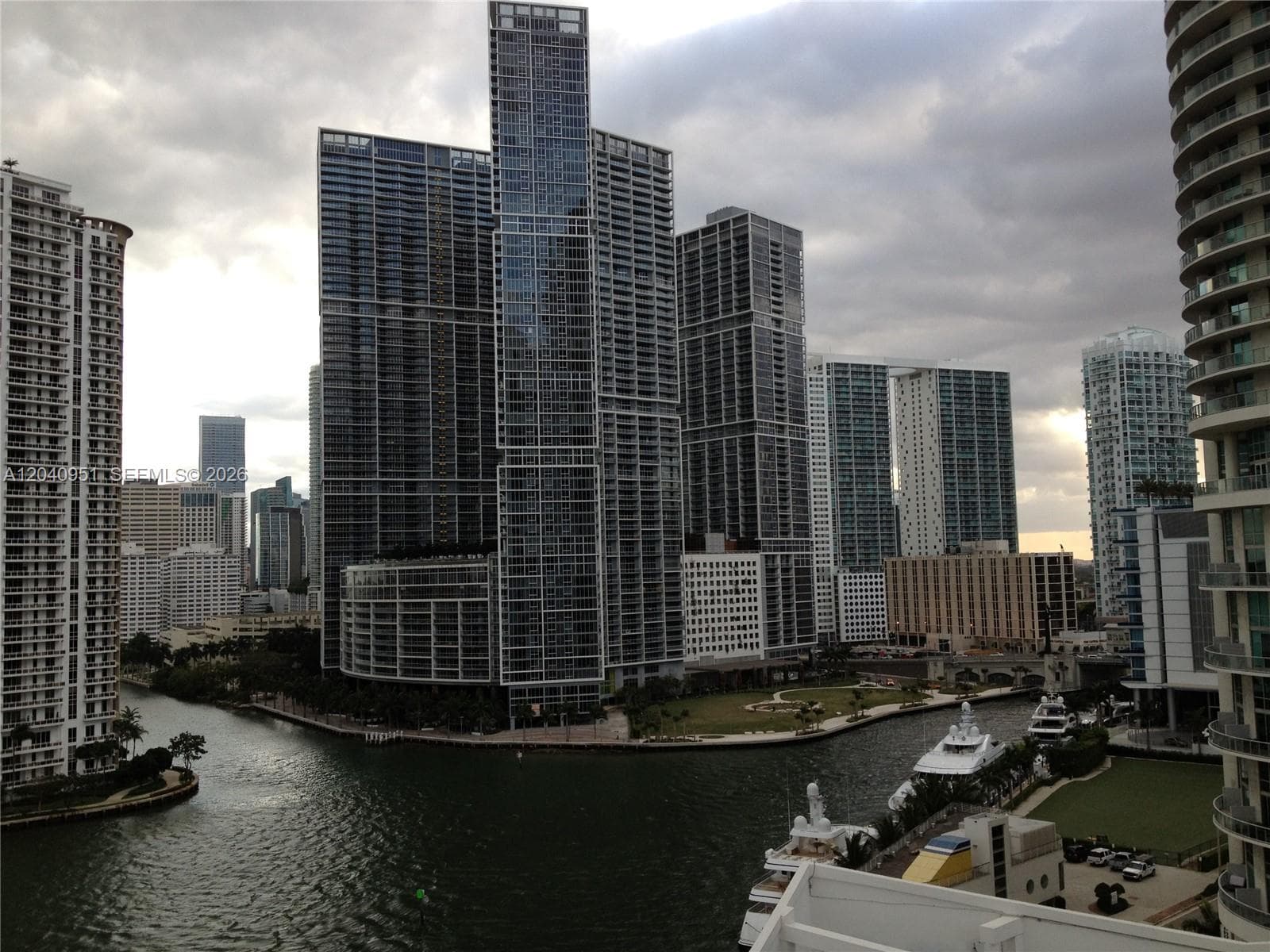 325 S Biscayne Blvd # 1414, Miami, FL 33131 — zdjęcie 5