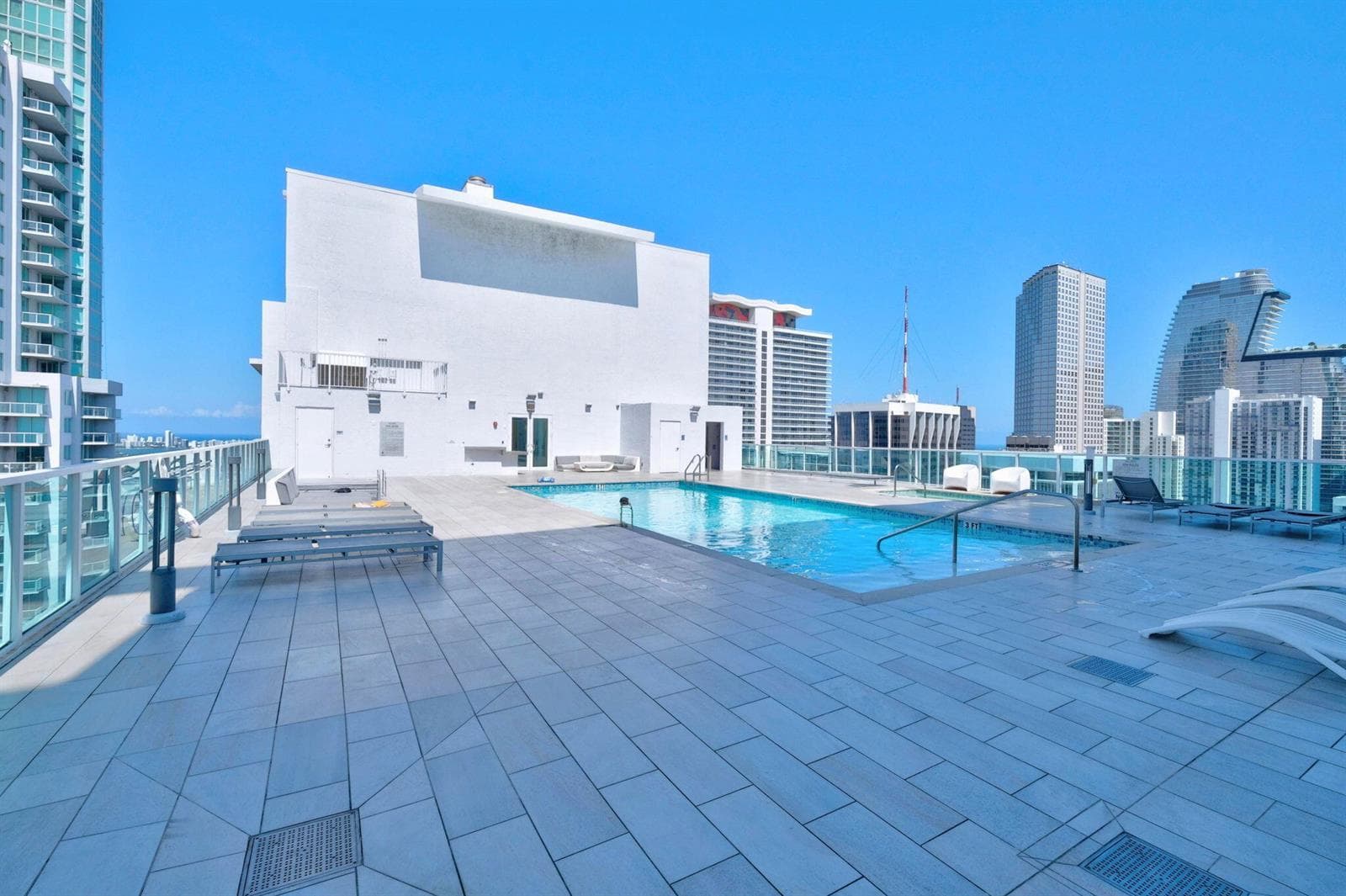 133 NE 2nd Avenue # 1408, Miami, FL 33132 — zdjęcie 2