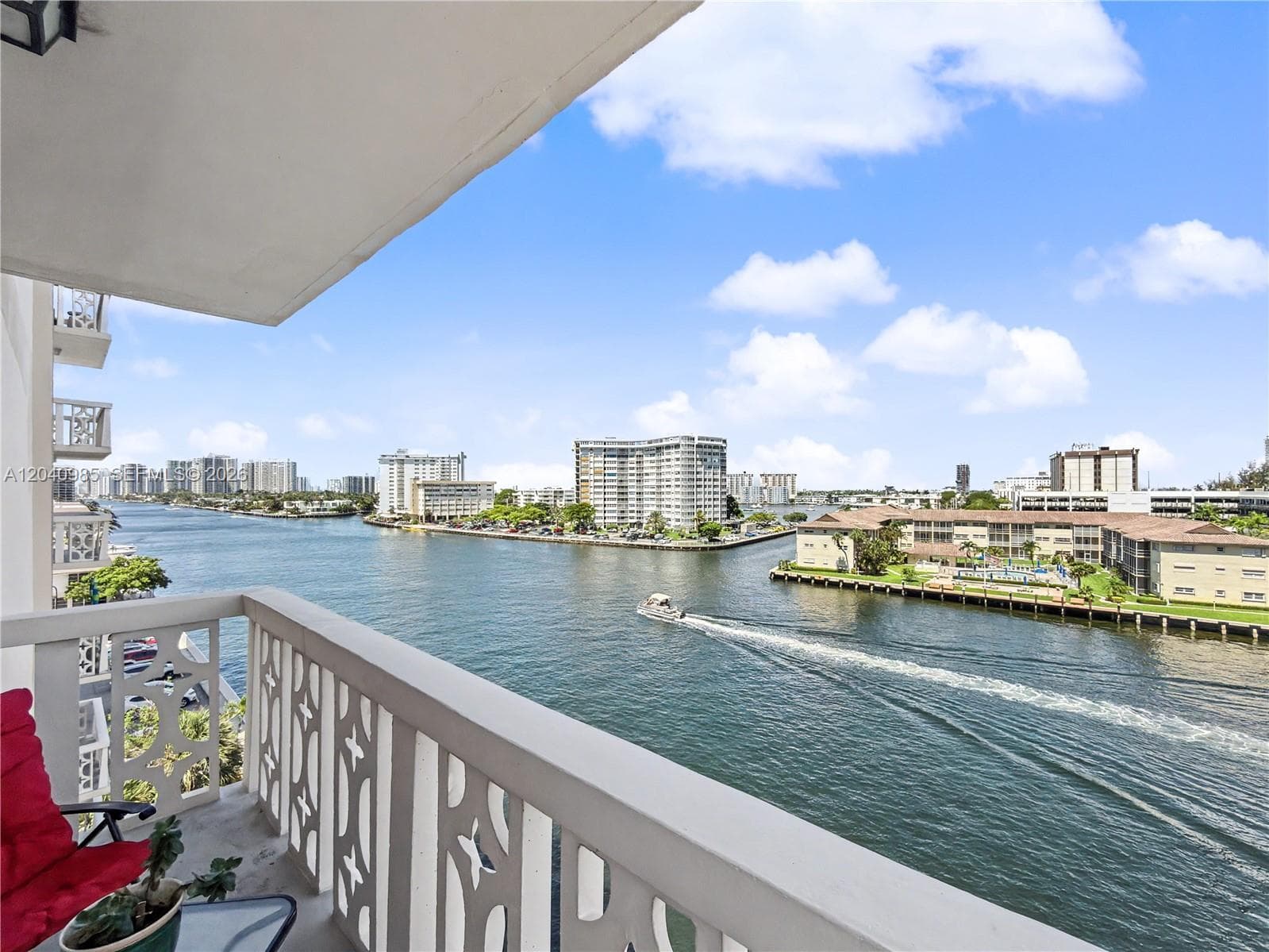 1817 S Ocean Dr # 620, Hallandale Beach, FL 33009 — zdjęcie 2