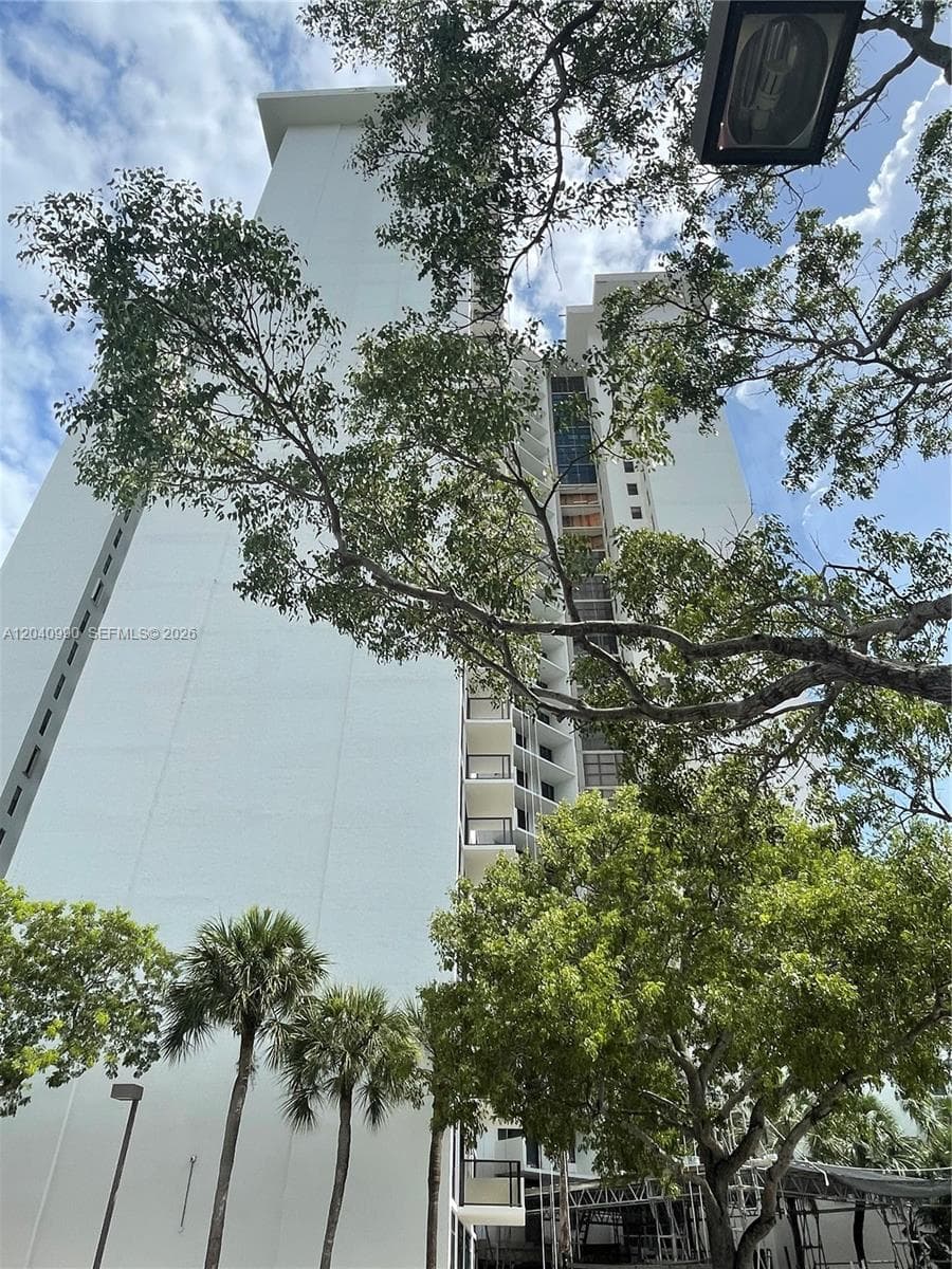 18181 NE 31st ct # 305, Aventura, FL 33160 — zdjęcie 2