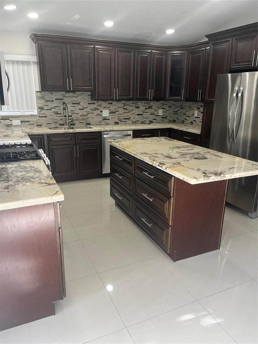 13412 NW 5th Place, Plantation, FL 33325 — zdjęcie 4