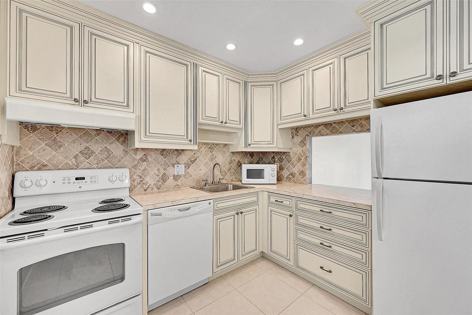23 Abbey Lane # 202, Delray Beach, FL 33446 — zdjęcie 3