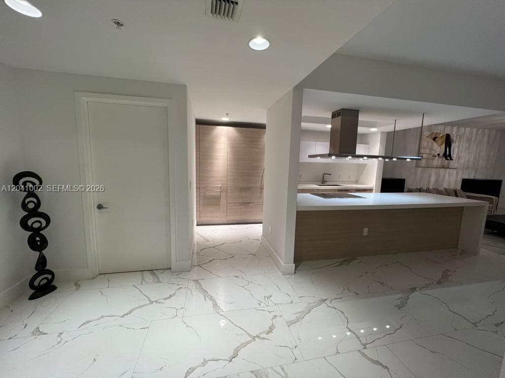 17301 Biscayne Blvd # 206, North Miami Beach, FL 33160 — zdjęcie 5