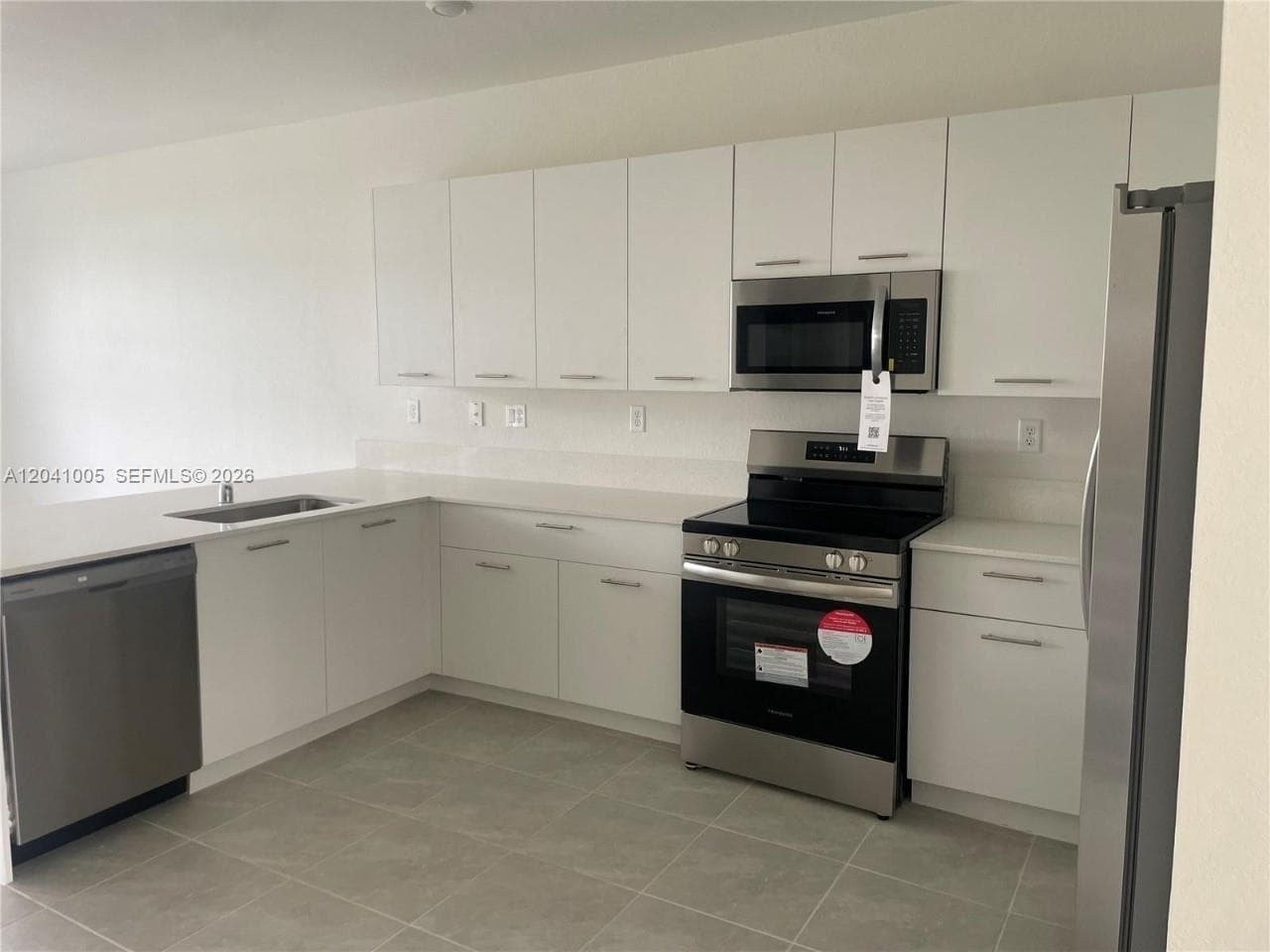 12612 NW 22nd Pl # 12612, Miami, FL 33167 — zdjęcie 3
