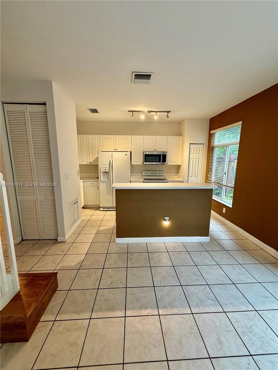 5770 NW 113th Pl # ., Doral, FL 33178 — zdjęcie 4