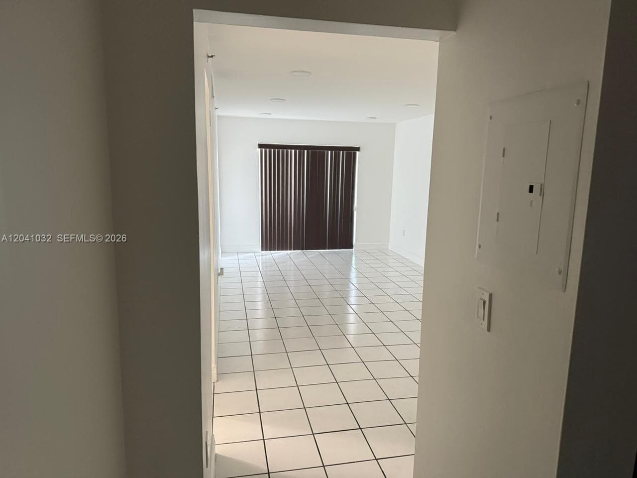 600 NW 32nd Pl # 303, Miami, FL 33125 — zdjęcie 4