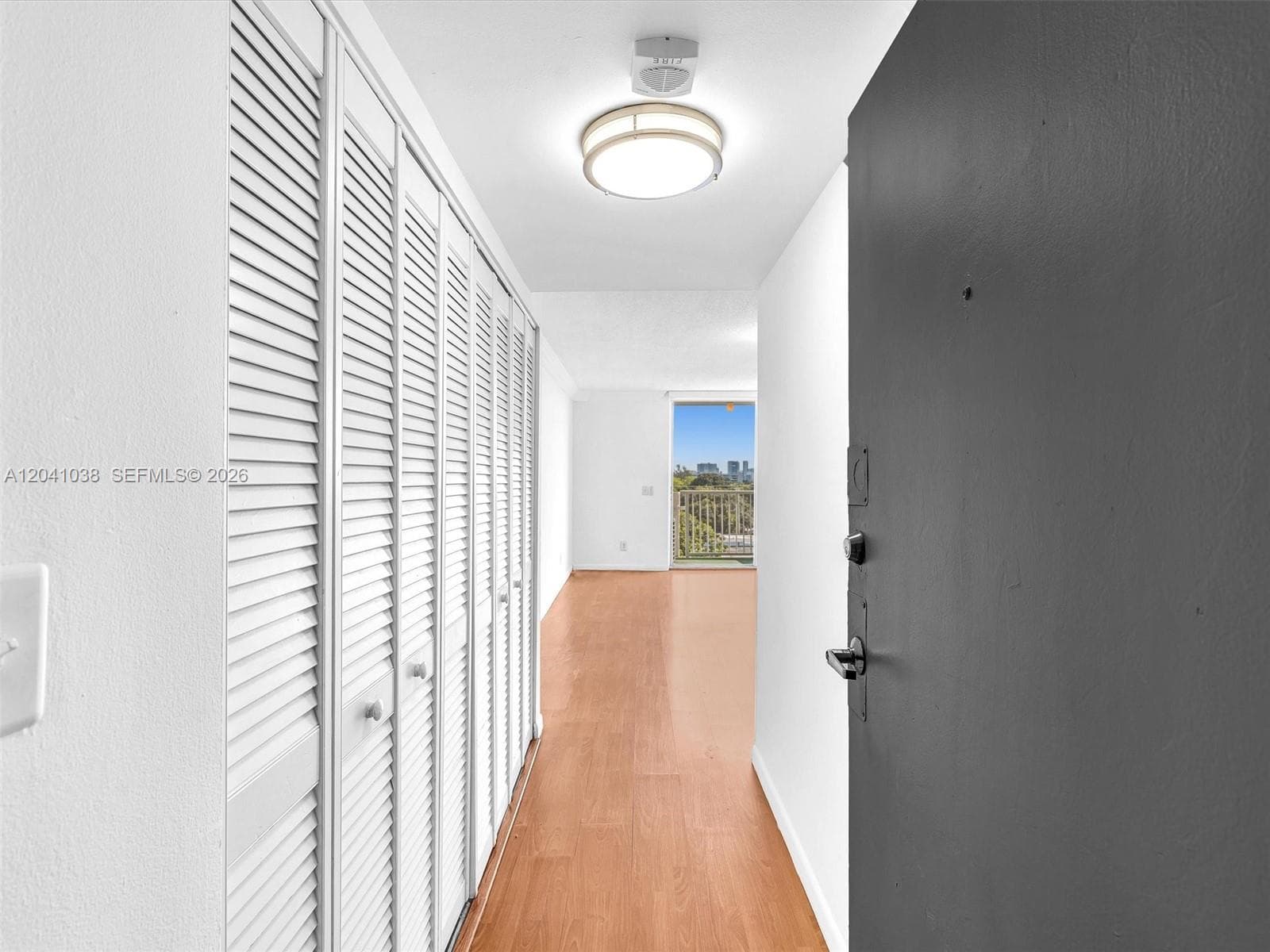 2020 NE 135th St # 601, North Miami, FL 33181 — zdjęcie 5