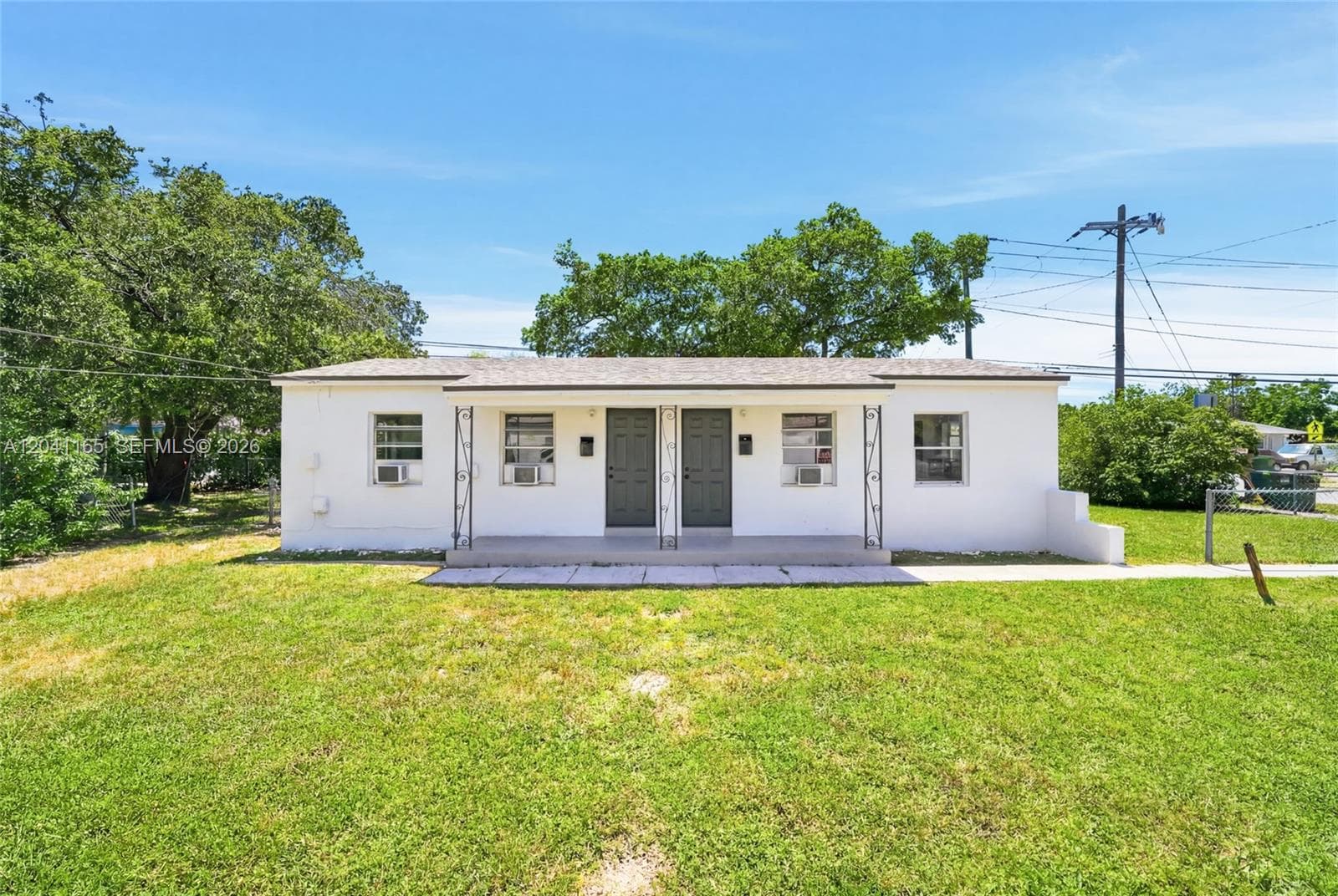1992 NW 56th St, Miami, FL 33142 — zdjęcie 3