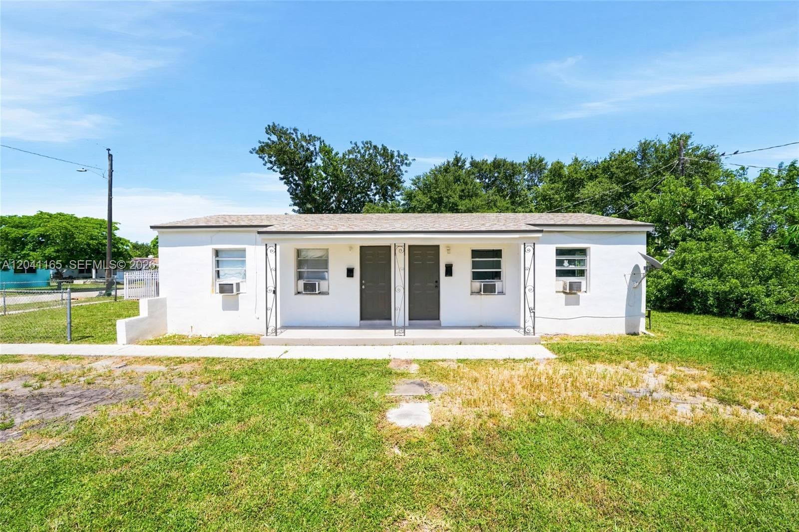 1992 NW 56th St, Miami, FL 33142 — zdjęcie 4