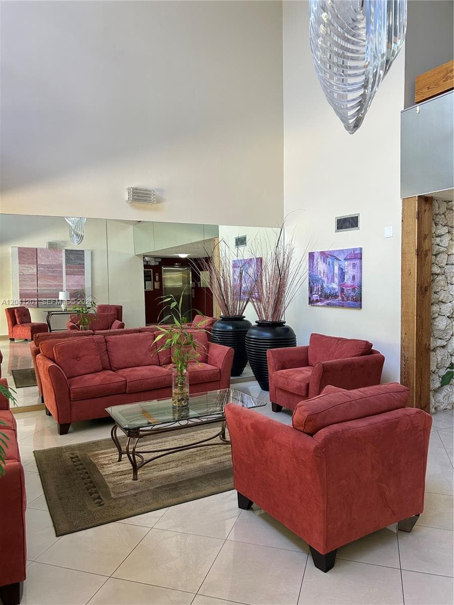 16325 Golf Club Rd # 304, Weston, FL 33326 — zdjęcie 3