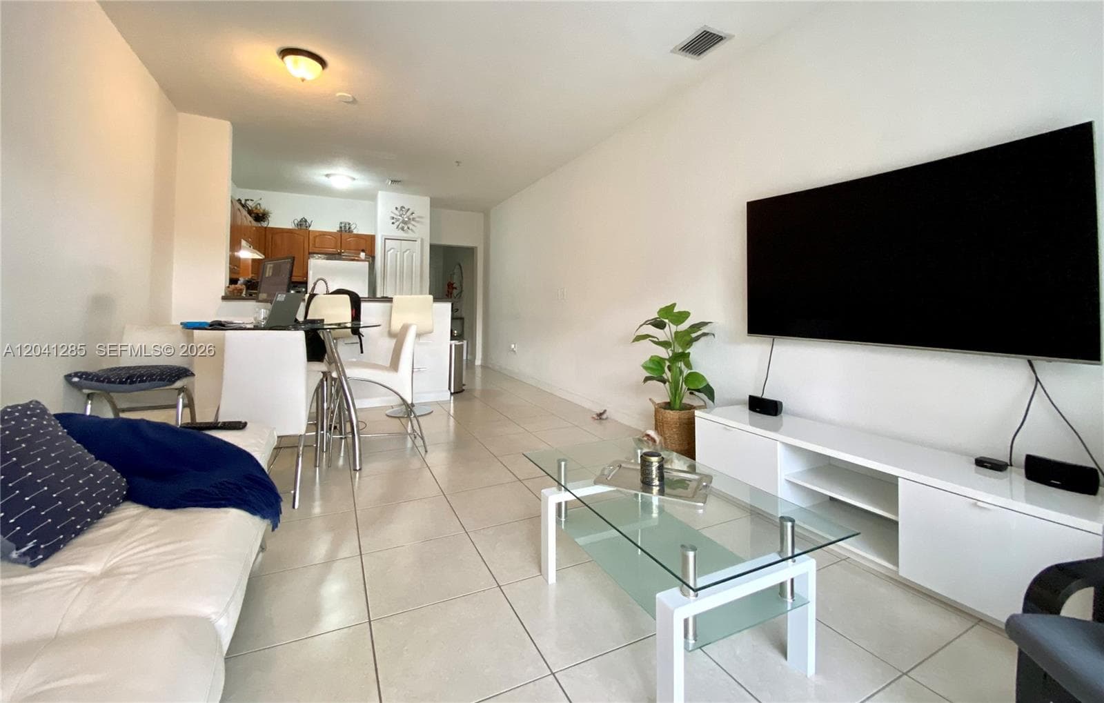 7250 NW 177th St # 200-16, Hialeah, FL 33015 — zdjęcie 3