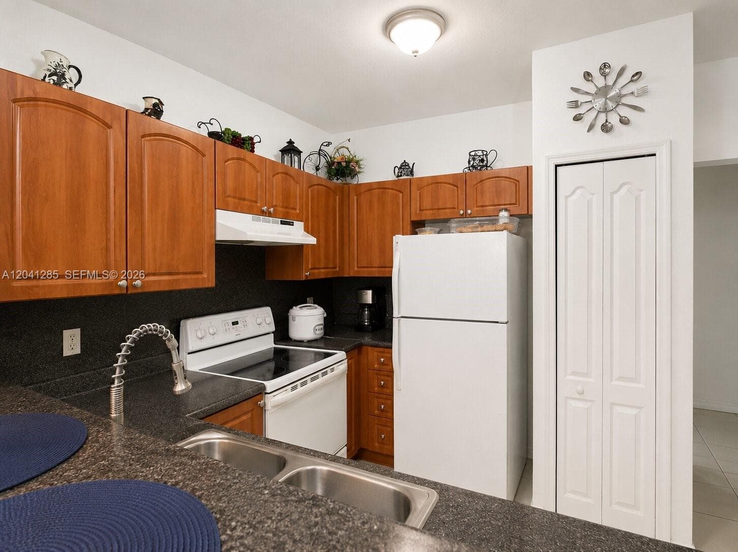 7250 NW 177th St # 200-16, Hialeah, FL 33015 — zdjęcie 5