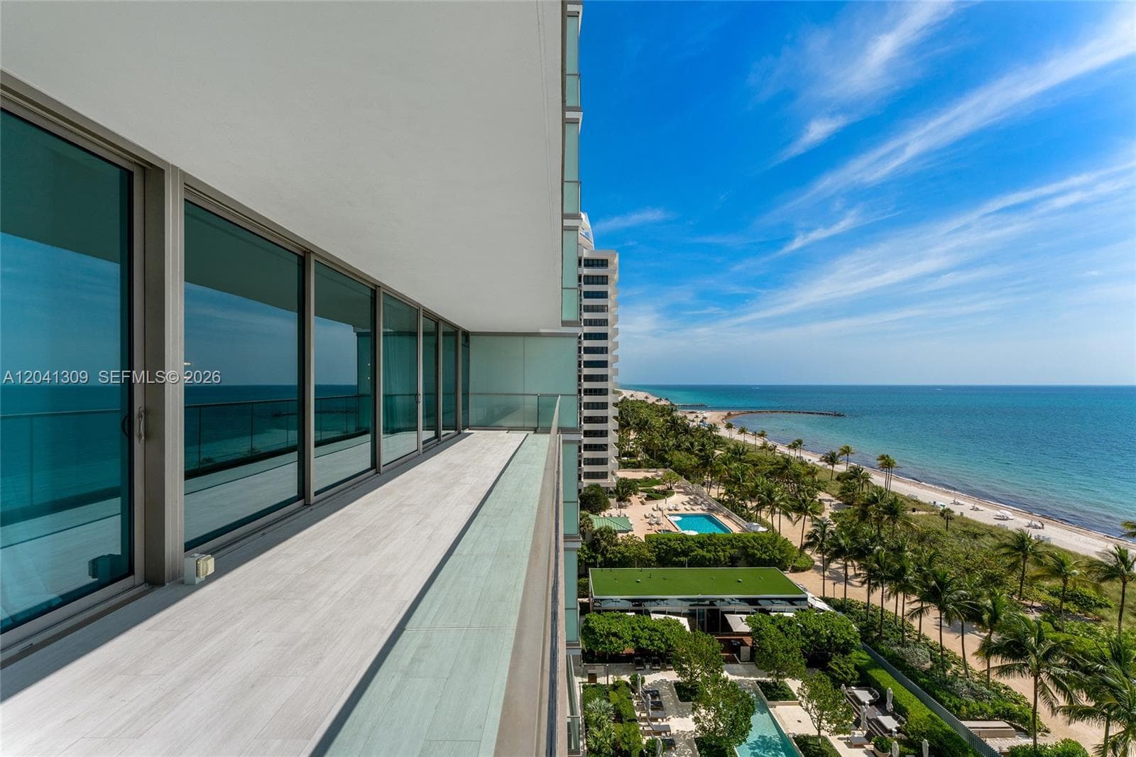 10201 Collins Ave # 906, Bal Harbour, FL 33154 — zdjęcie 4