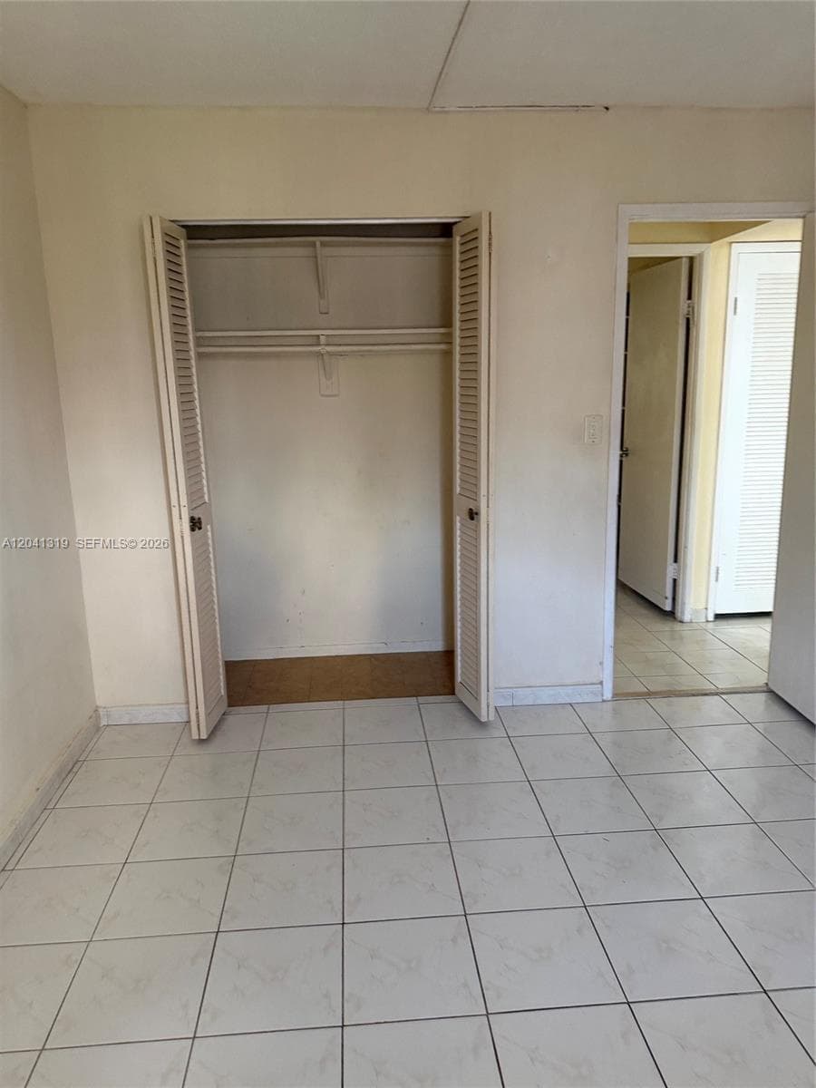 1750 NE 191st St # 627-4, Miami, FL 33179 — zdjęcie 4