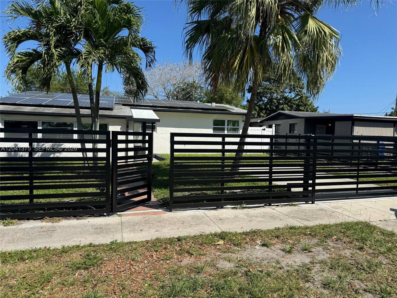6453 Meade St, Hollywood, FL 33024 — zdjęcie 3