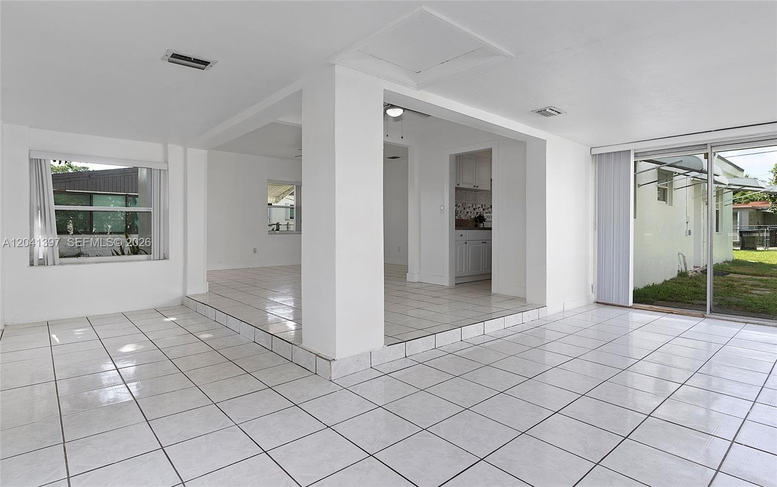 2024 NE 174th St, North Miami Beach, FL 33162 — zdjęcie 5