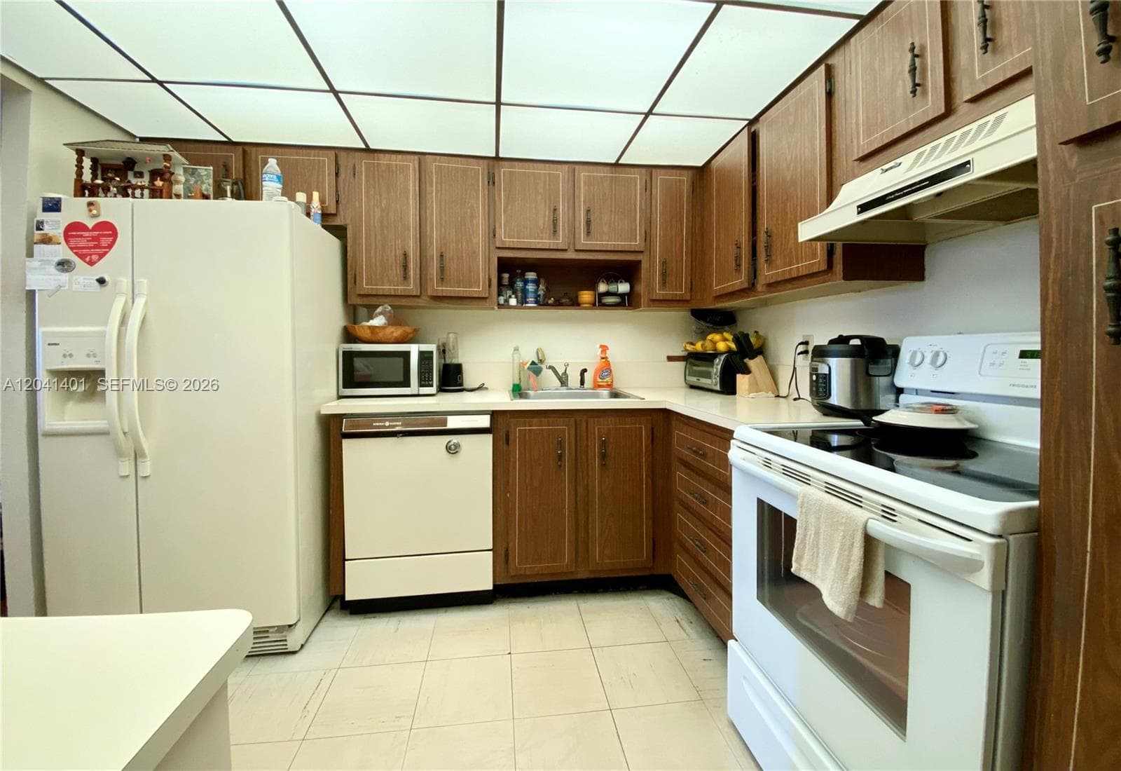 1300 Saint Charles Pl # 420, Pembroke Pines, FL 33026 — zdjęcie 3