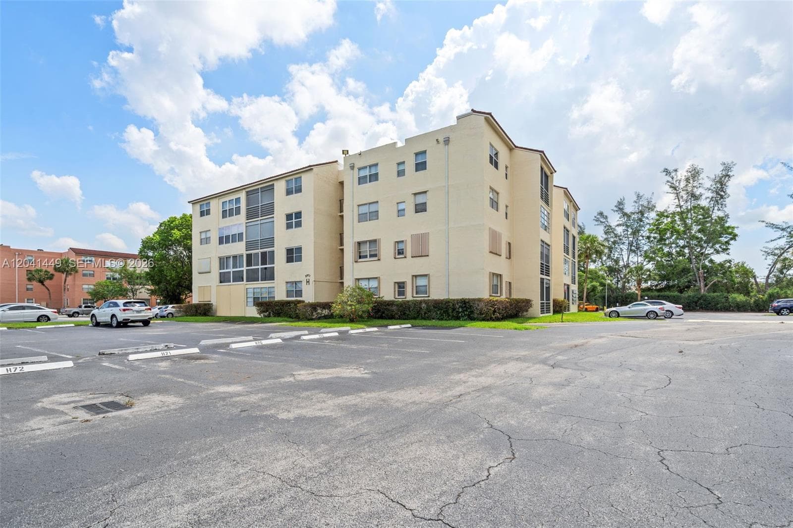 2871 Somerset Dr # 102, Lauderdale Lakes, FL 33311 — zdjęcie 2