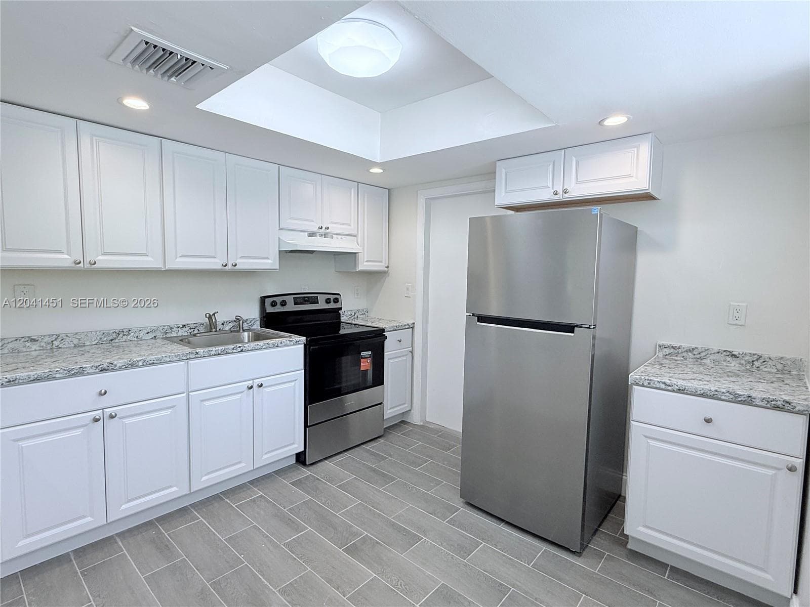 2470 NE 182nd Ter # 1, North Miami Beach, FL 33160 — zdjęcie 5