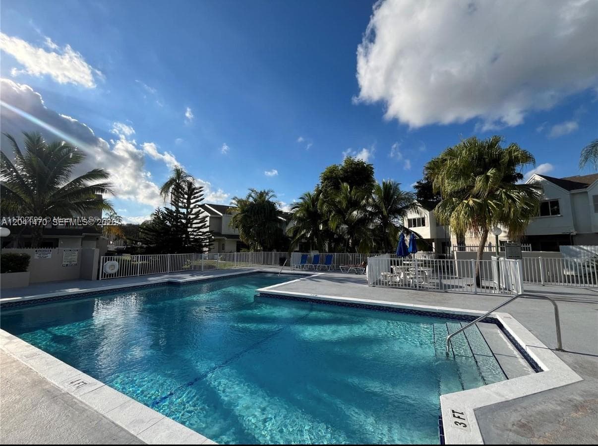 17515 NW 67th Ct # G-22, Hialeah, FL 33015 — zdjęcie 5