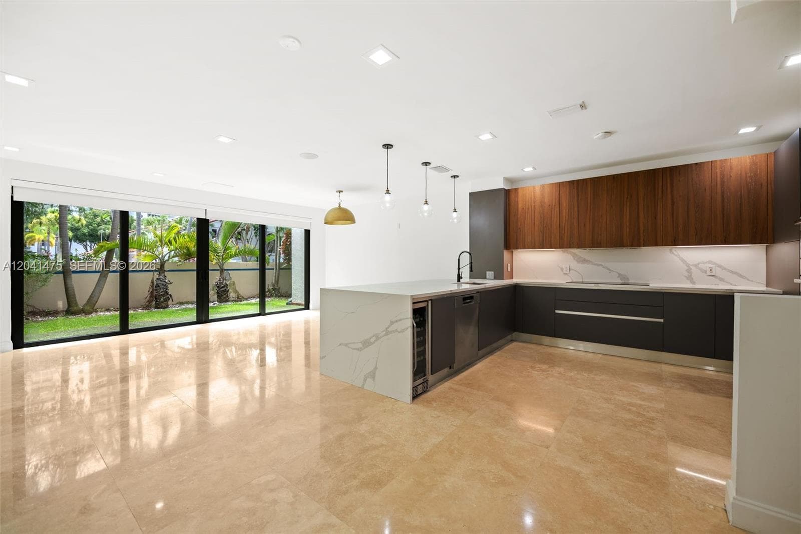 21387 Marina Cove Cir # 12-F, Aventura, FL 33180 — zdjęcie 3
