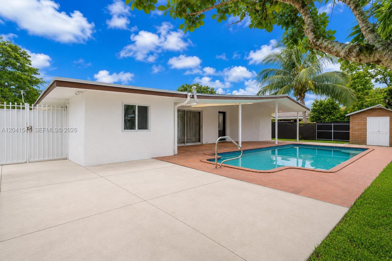 18670 Belview Dr, Cutler Bay, FL 33157 — zdjęcie 2